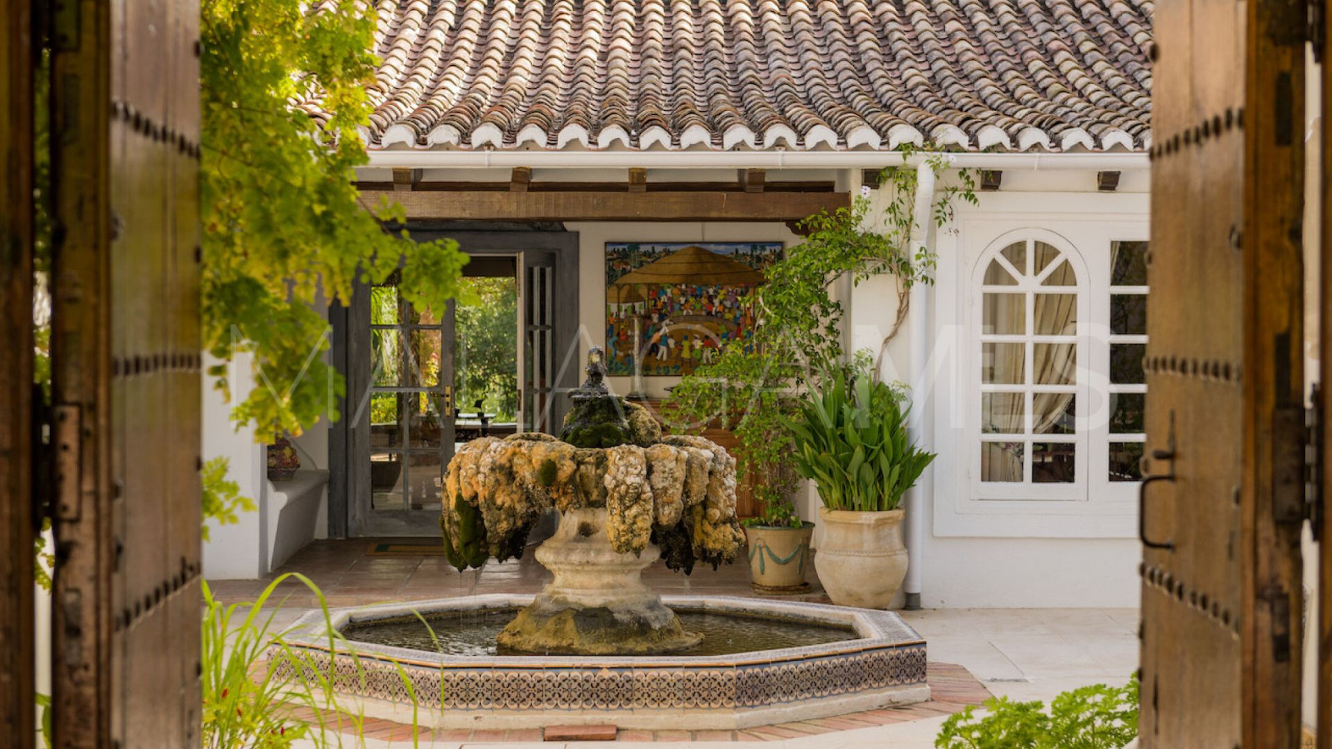 Se vende cortijo in Benahavis with 6 bedrooms