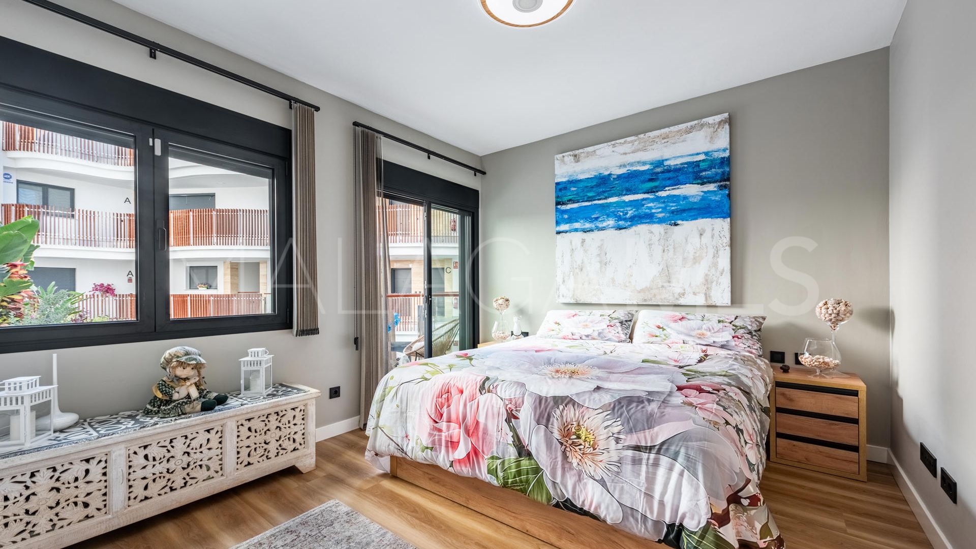 Estepona Centro, apartamento a la venta with 4 bedrooms