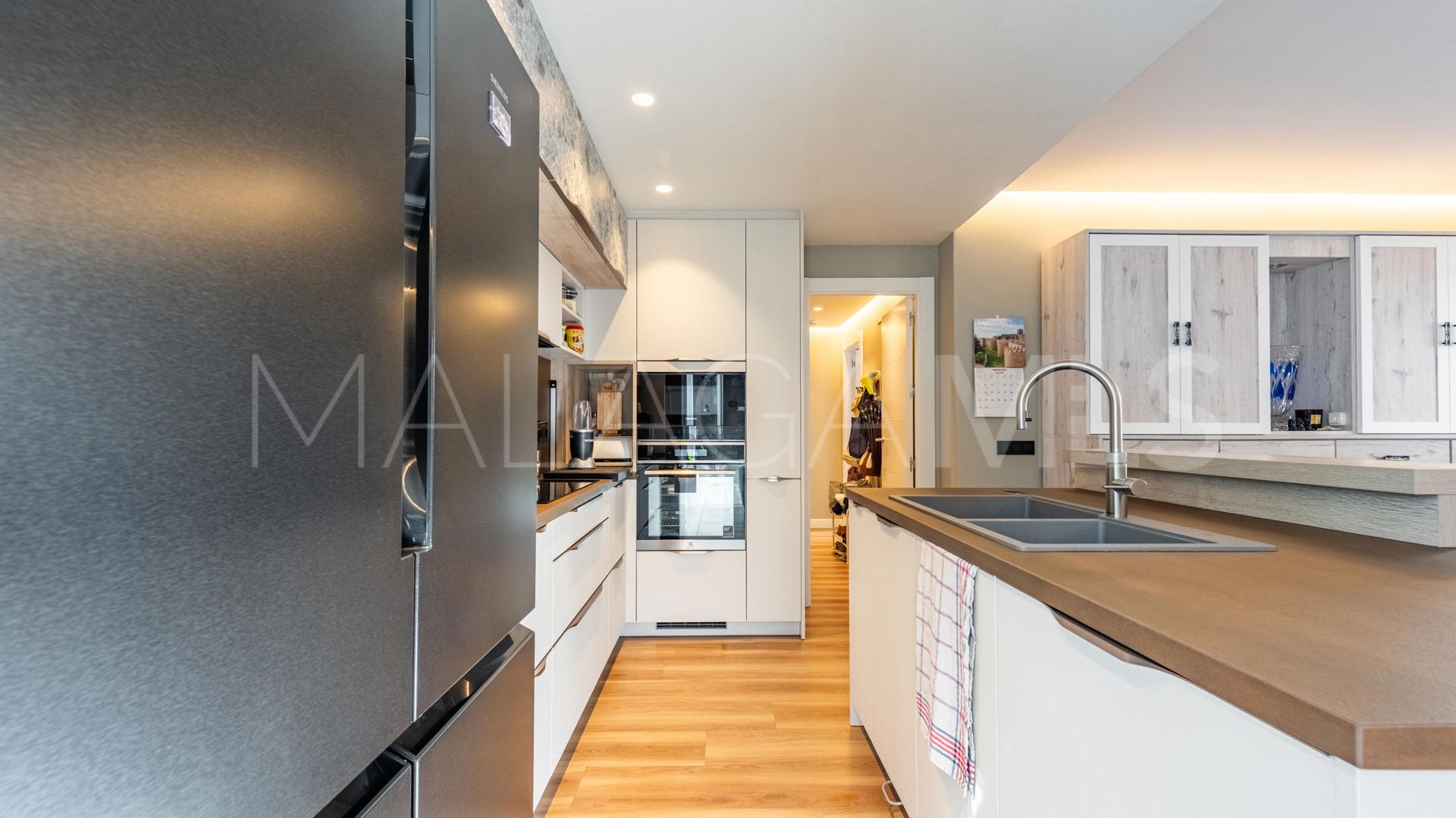 Estepona Centro, apartamento a la venta with 4 bedrooms