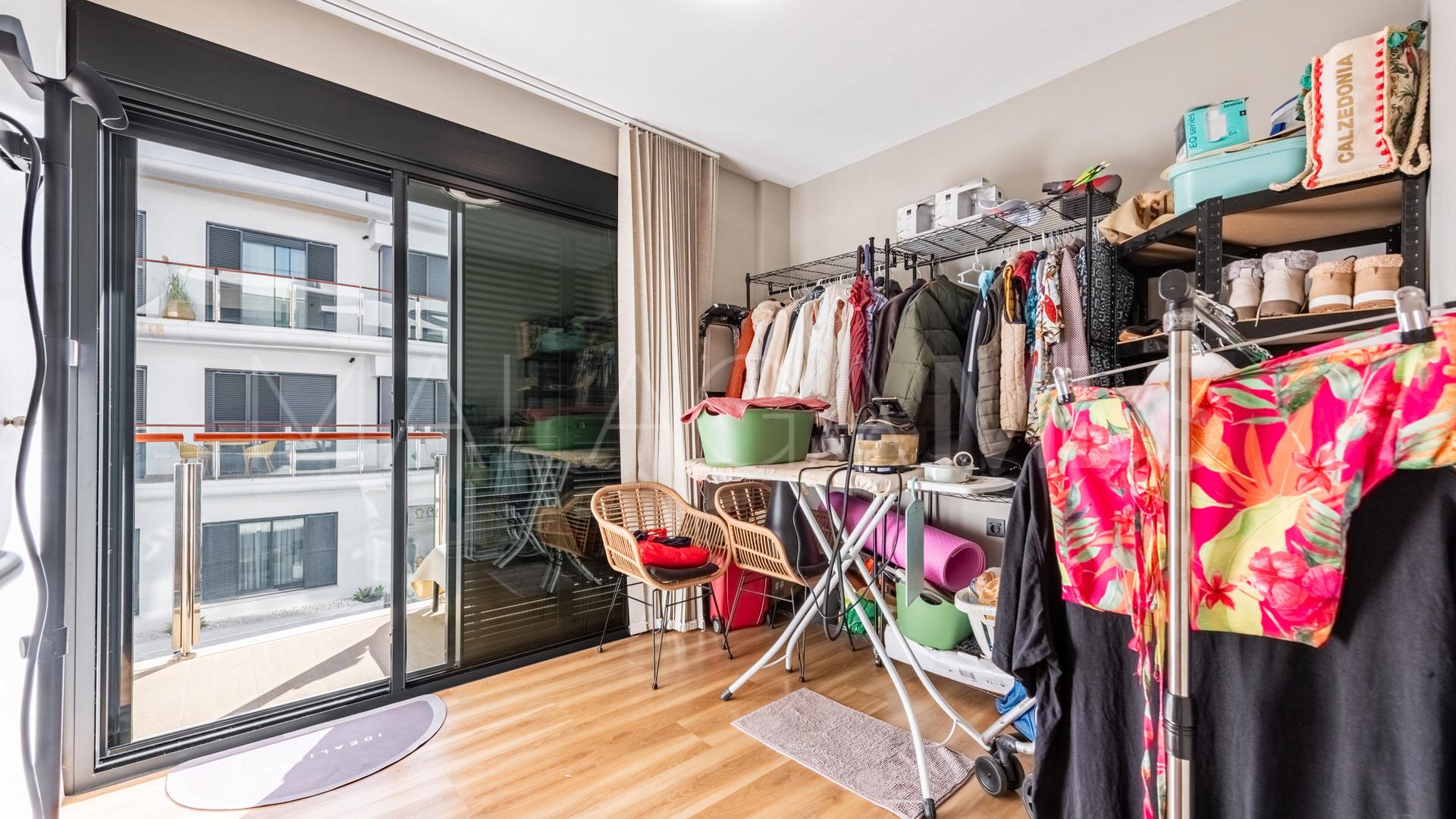 Estepona Centro, apartamento a la venta with 4 bedrooms