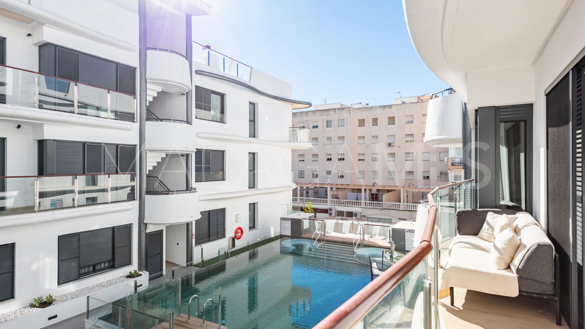 Estepona Centro, apartamento a la venta with 4 bedrooms