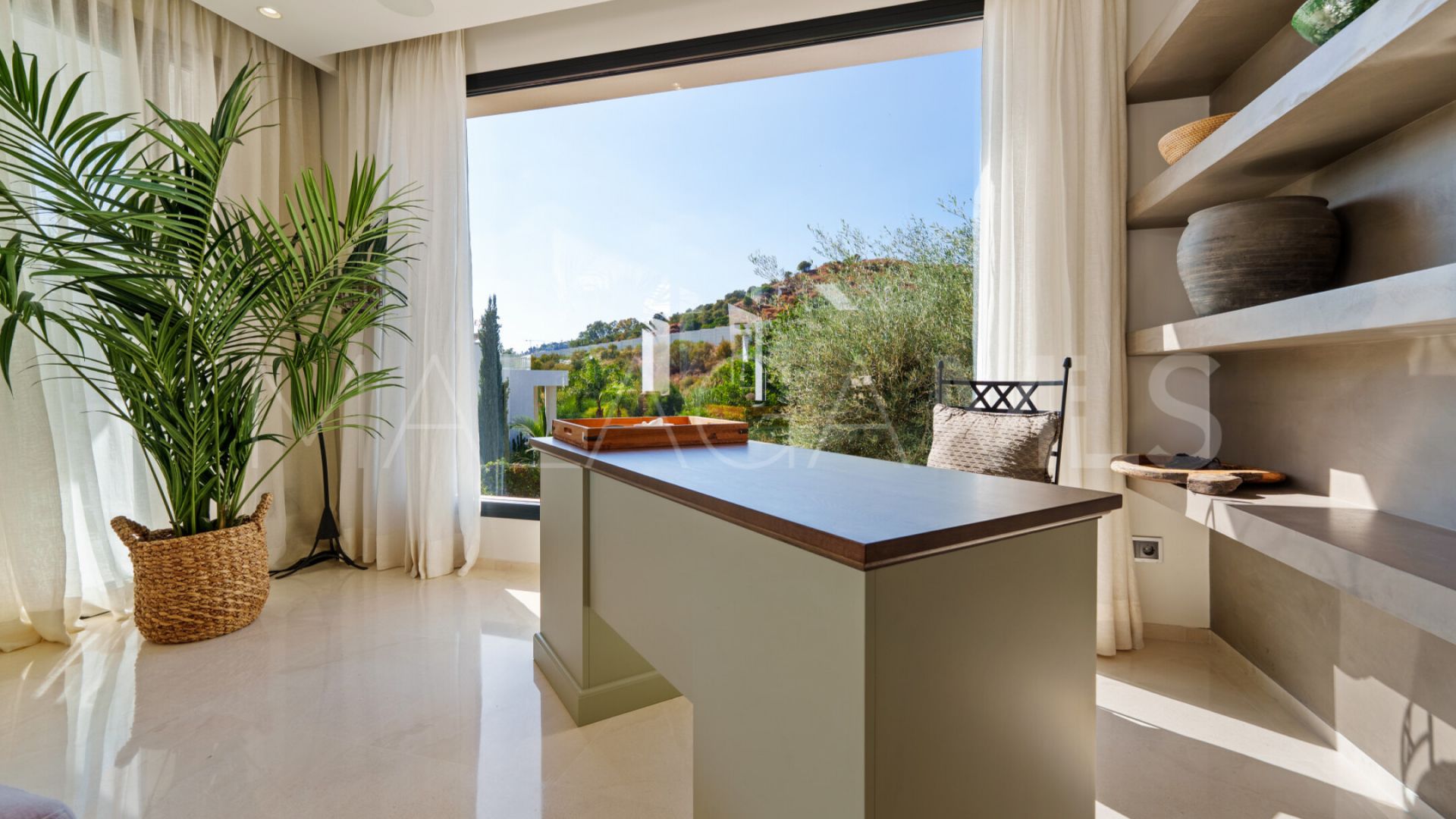 Villa a la venta de 6 bedrooms in Los Olivos