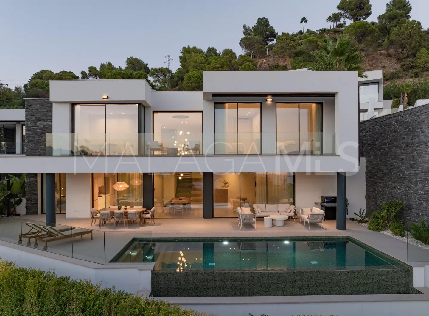 For sale villa with 4 bedrooms in La Reserva de Alcuzcuz