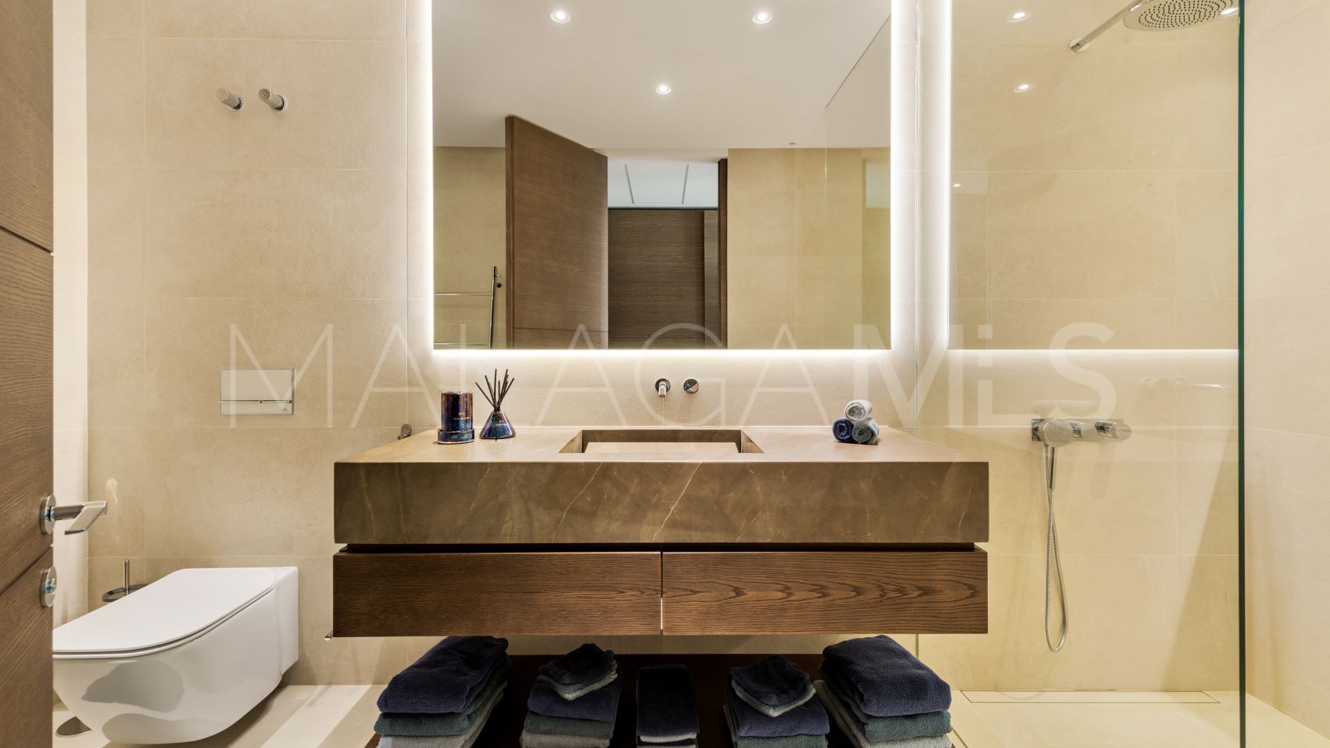 Villa for sale in Los Flamingos de 5 bedrooms