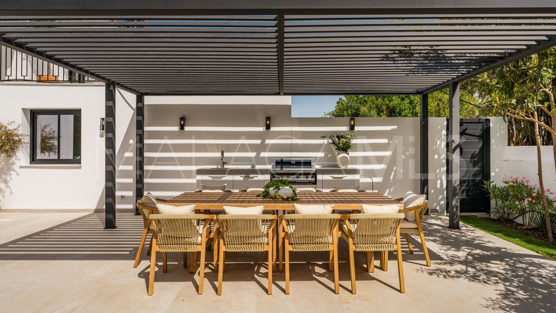 Villa for sale in Rocio de Nagüeles