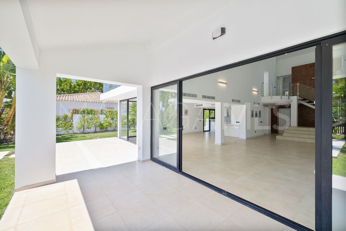 San Pedro de Alcantara, villa with 4 bedrooms for sale