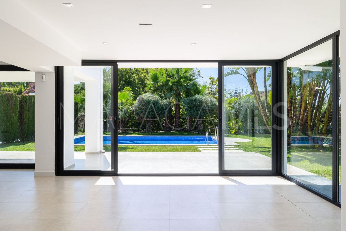 San Pedro de Alcantara, villa with 4 bedrooms for sale