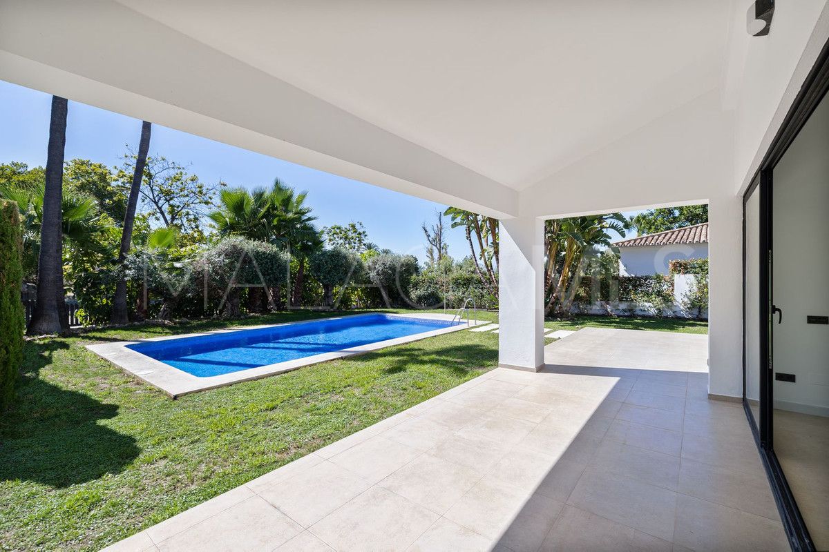 San Pedro de Alcantara, villa with 4 bedrooms for sale