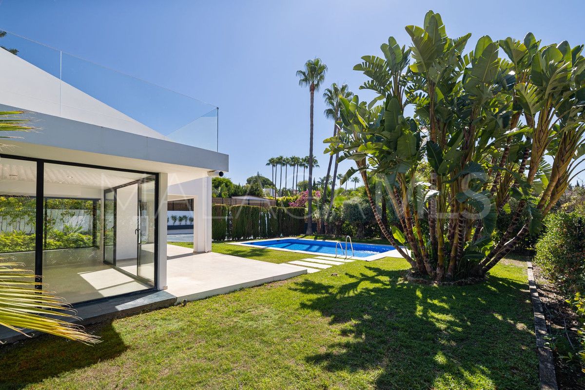 San Pedro de Alcantara, villa with 4 bedrooms for sale