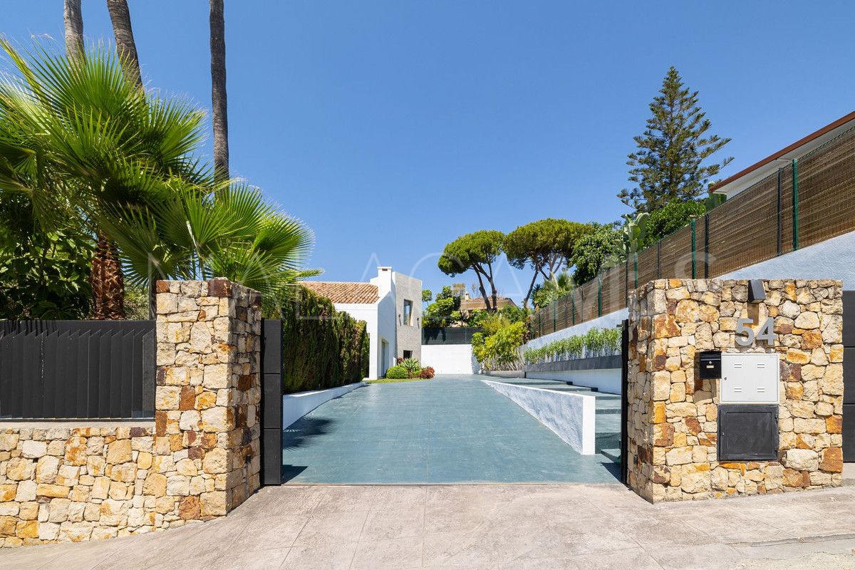 San Pedro de Alcantara, villa with 4 bedrooms for sale