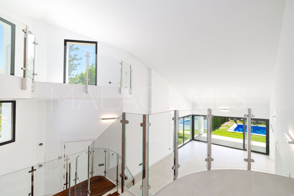 San Pedro de Alcantara, villa with 4 bedrooms for sale