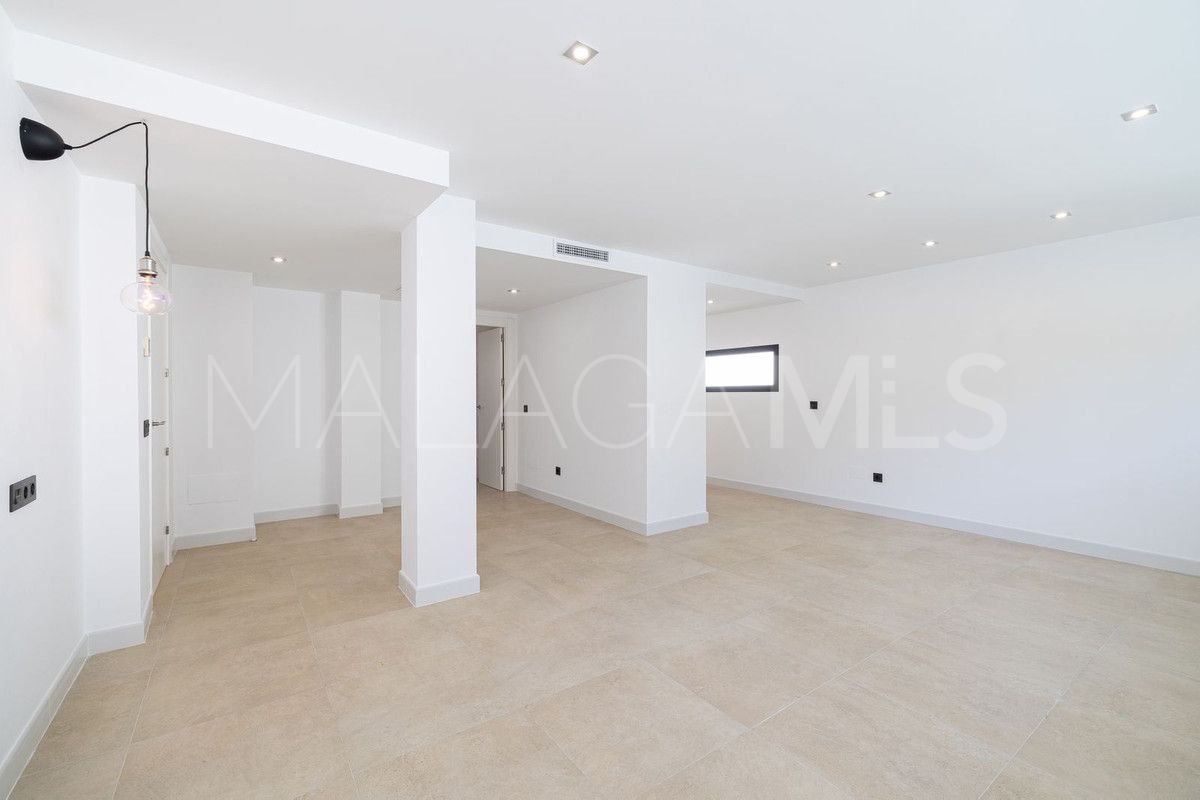San Pedro de Alcantara, villa with 4 bedrooms for sale