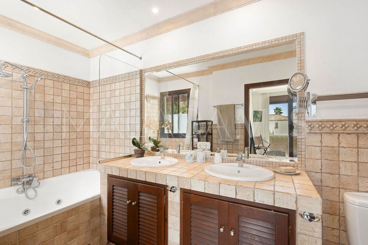 San Pedro de Alcantara, villa for sale de 4 bedrooms