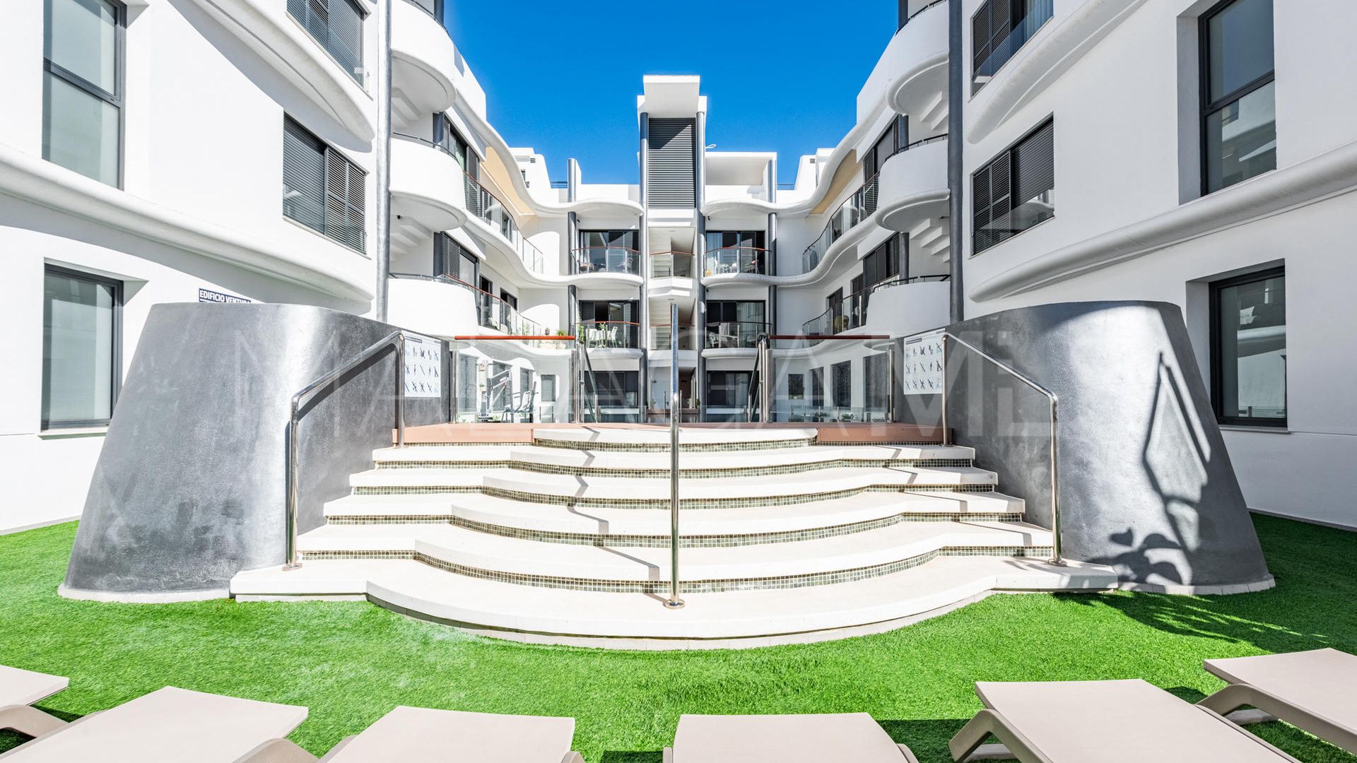 Estepona Centro, apartamento a la venta with 4 bedrooms
