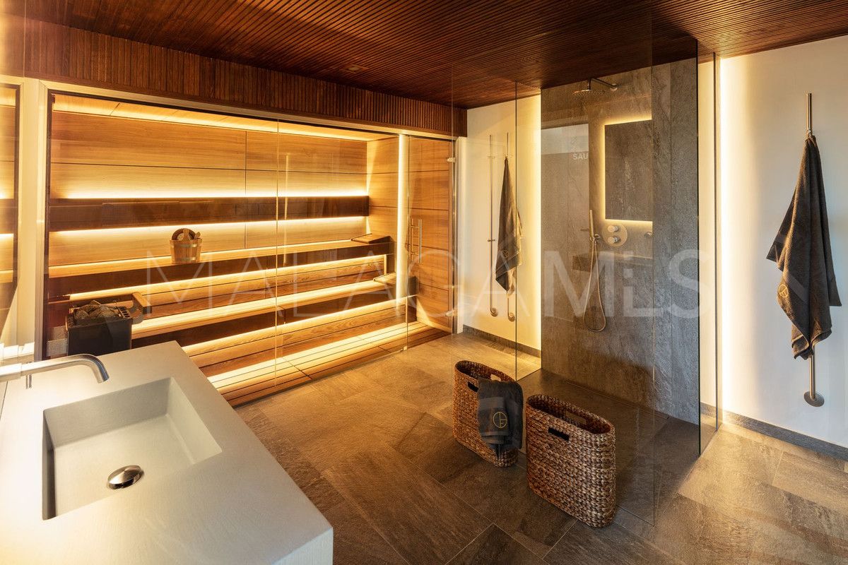 Villa for sale in Sierra Blanca