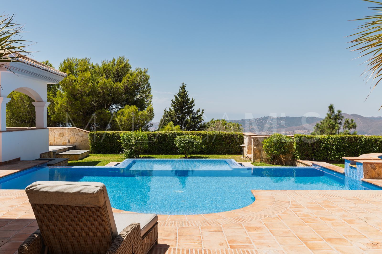 Villa for sale in Valtocado