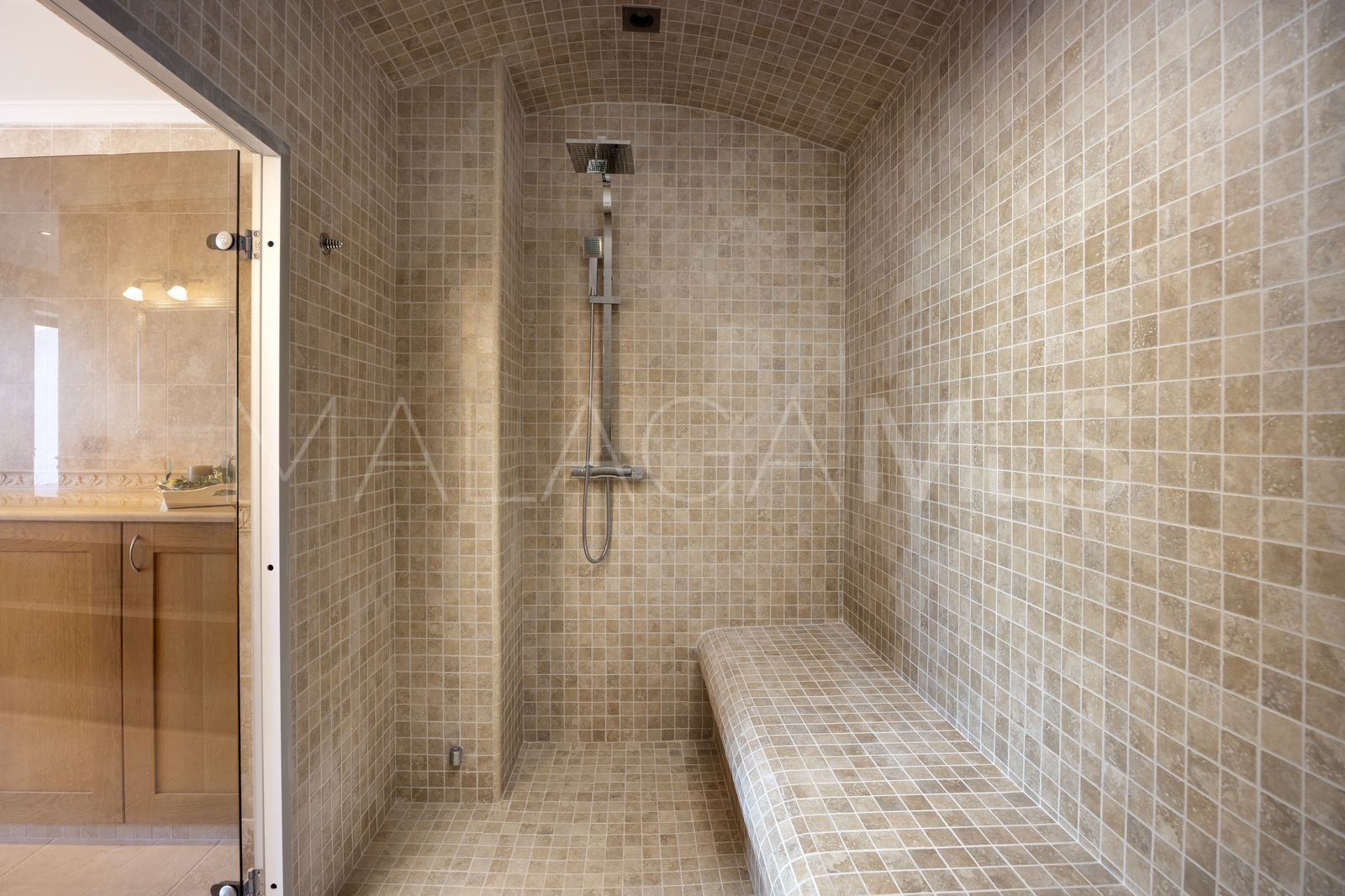 Villa for sale in Valtocado