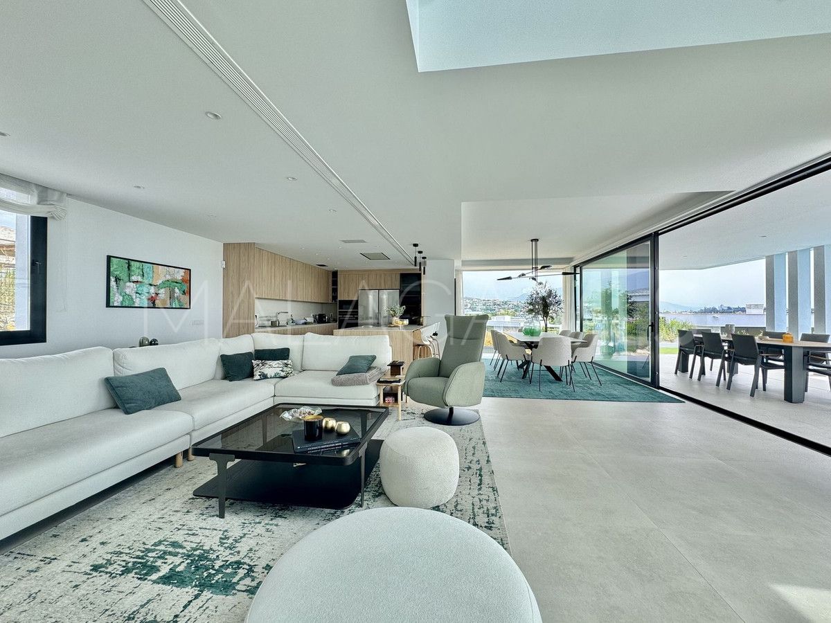 Villa for sale in Cancelada