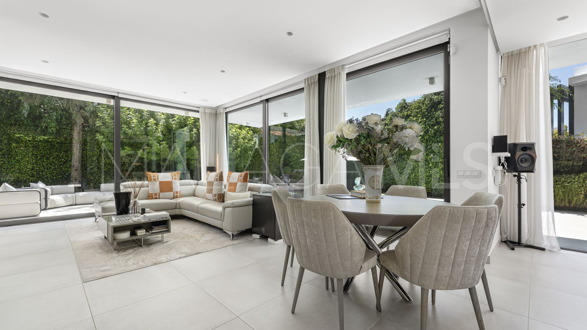 4 bedrooms villa in Arboleda for sale