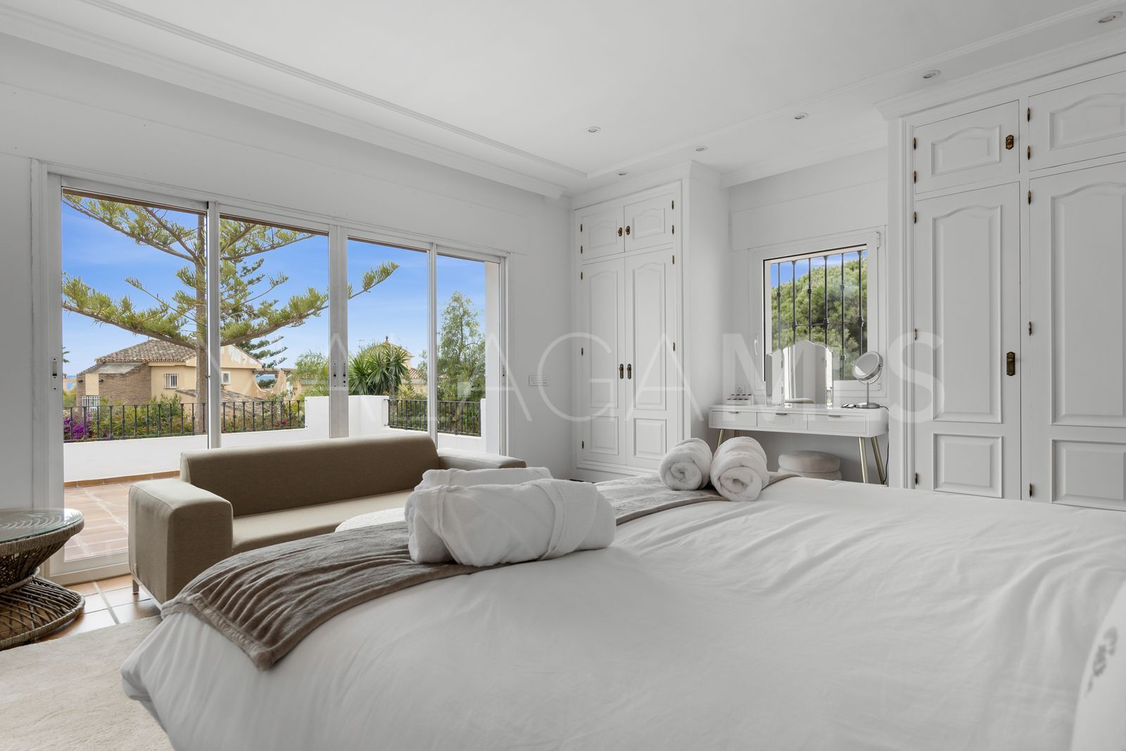 Las Chapas, villa for sale de 5 bedrooms