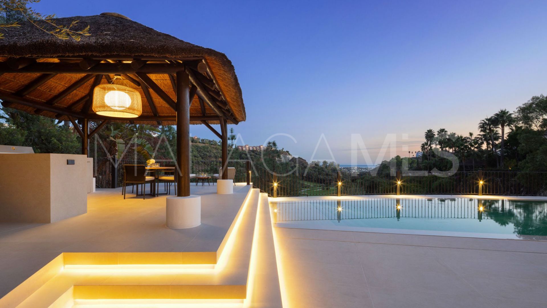 Villa de 5 bedrooms for sale in Los Arqueros