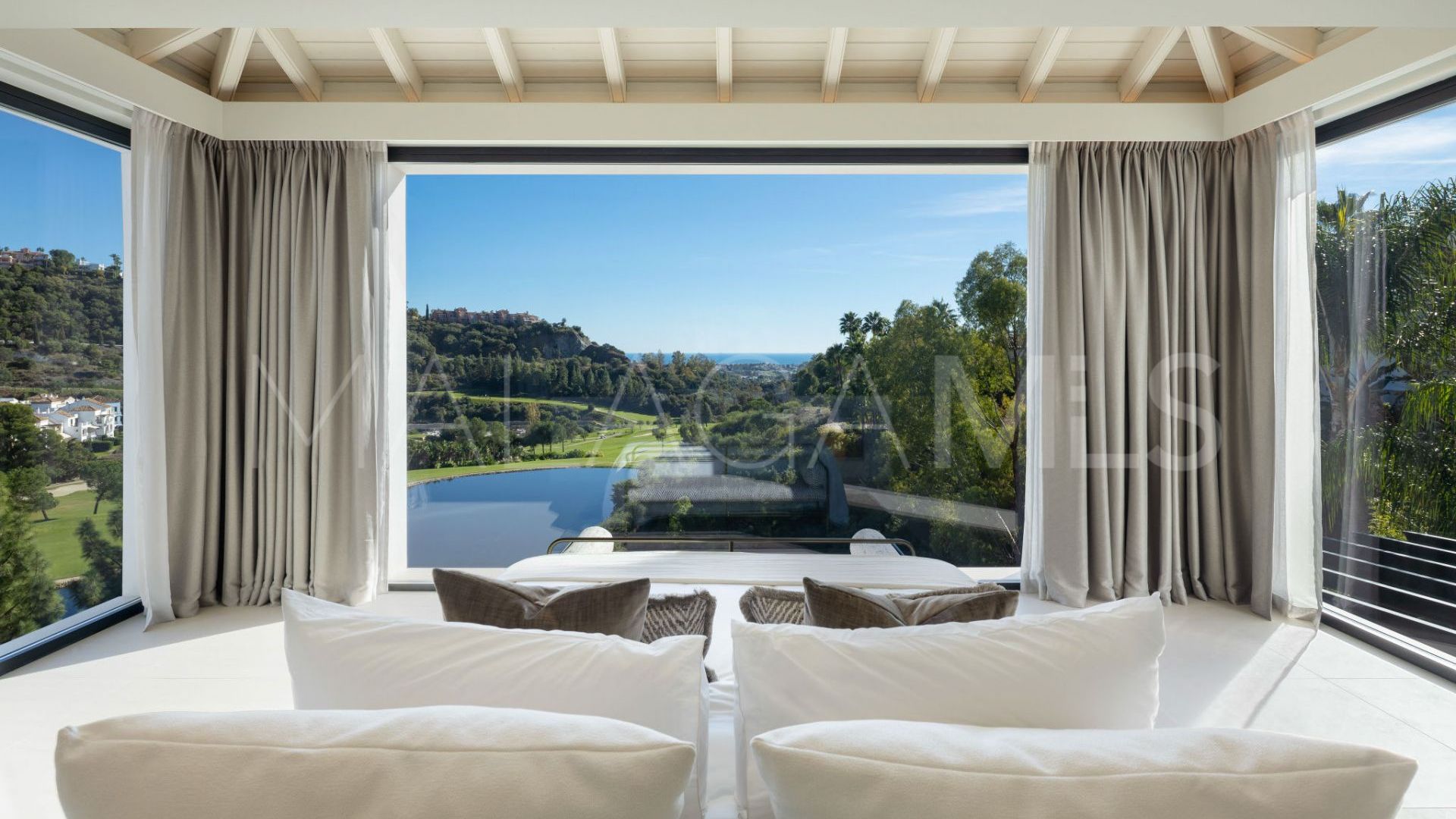 Villa de 5 bedrooms for sale in Los Arqueros