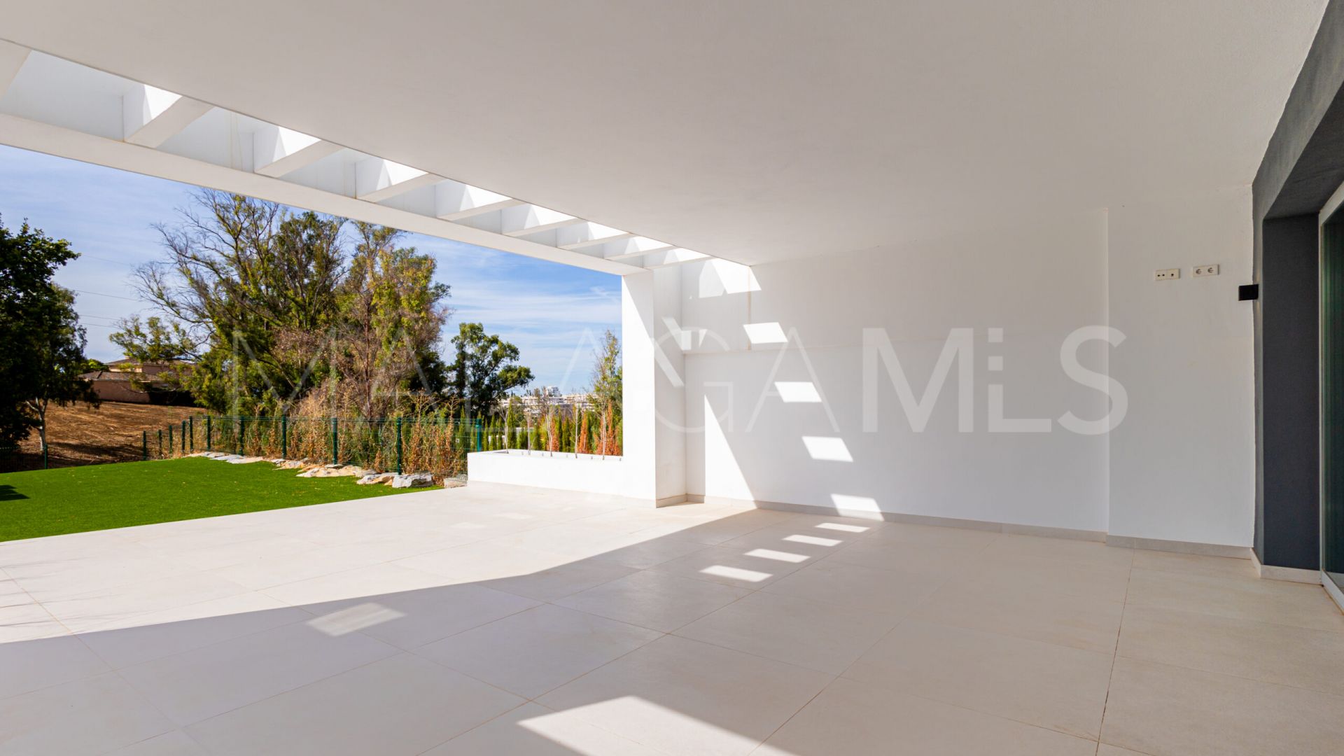 Villa jumelée for sale in Guadalmina Alta