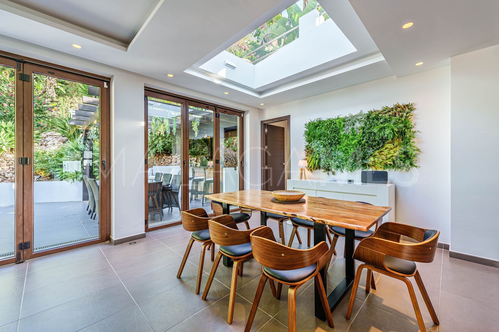 El Rosario villa for sale