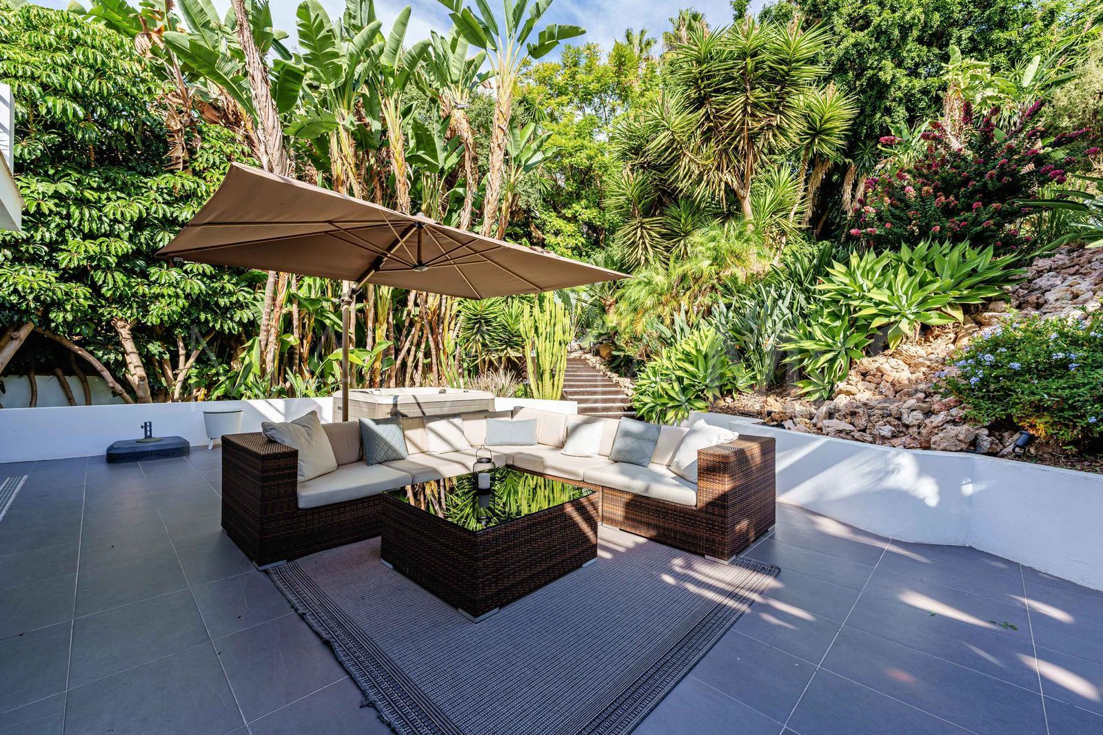 El Rosario villa for sale