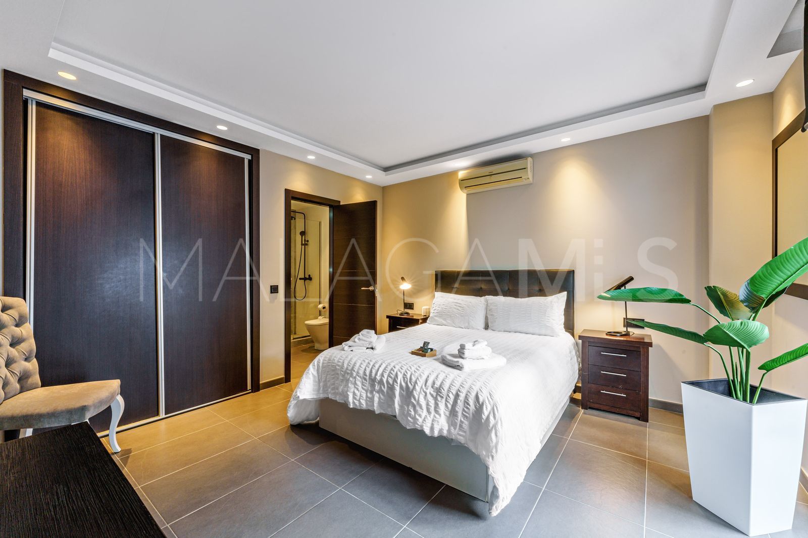 El Rosario villa for sale