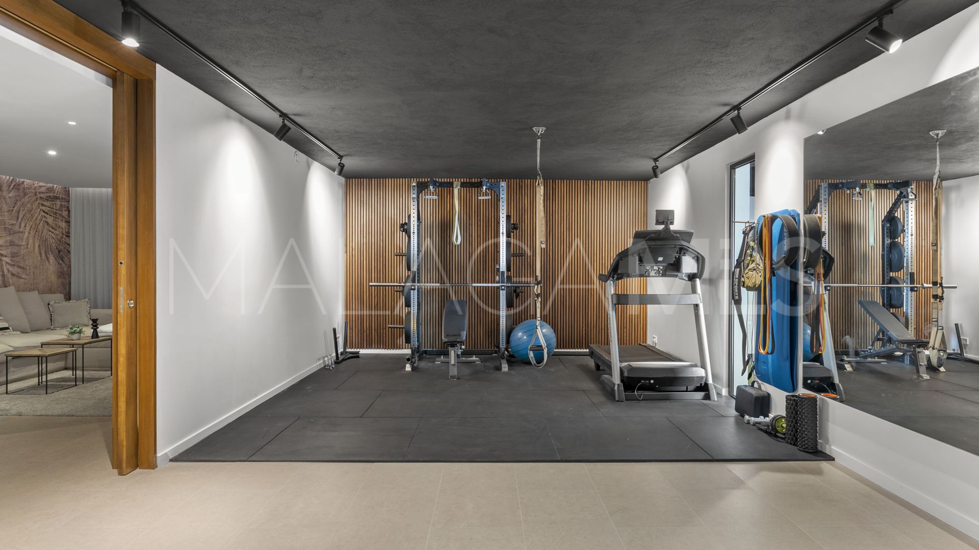 For sale Supermanzana H villa