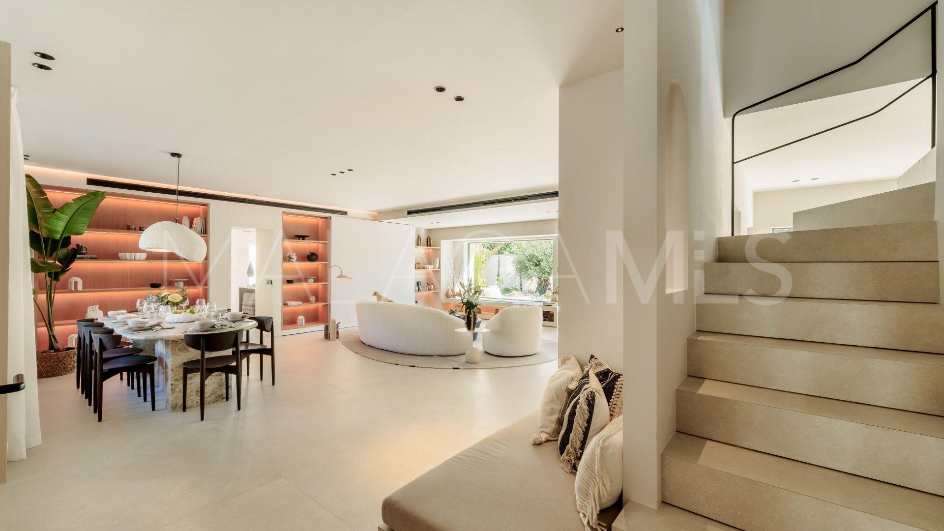 Villa de 5 bedrooms for sale in Cortijo Blanco