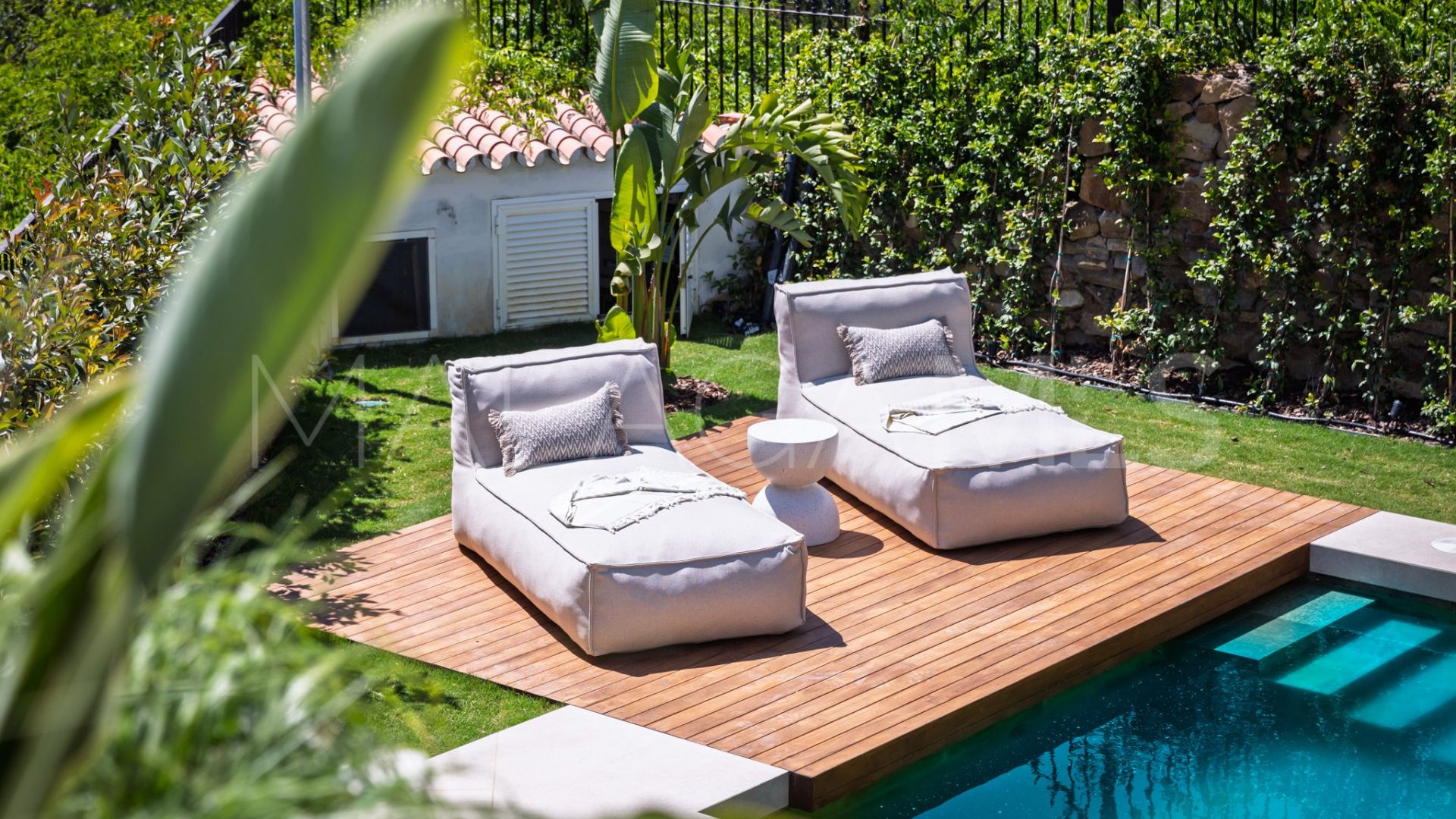 For sale Nueva Andalucia 5 bedrooms villa