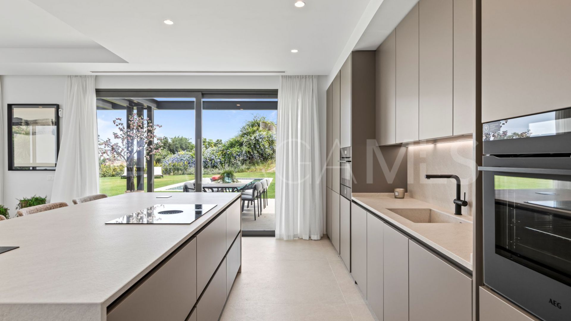 Benahavis, villa de 6 bedrooms a la venta