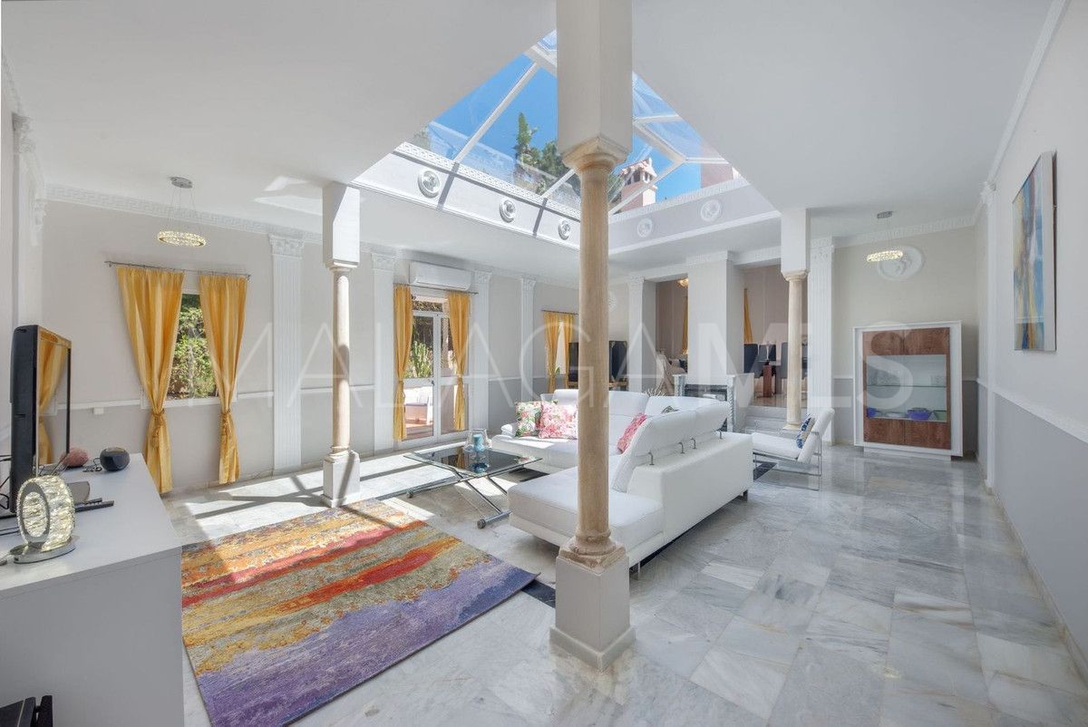 Villa for sale in Hacienda las Chapas