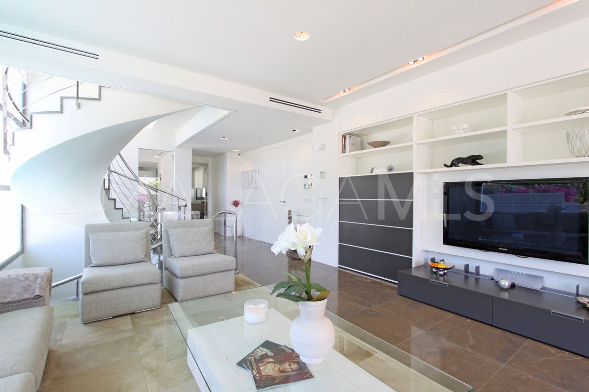 Se vende villa in Marbella Ciudad with 4 bedrooms