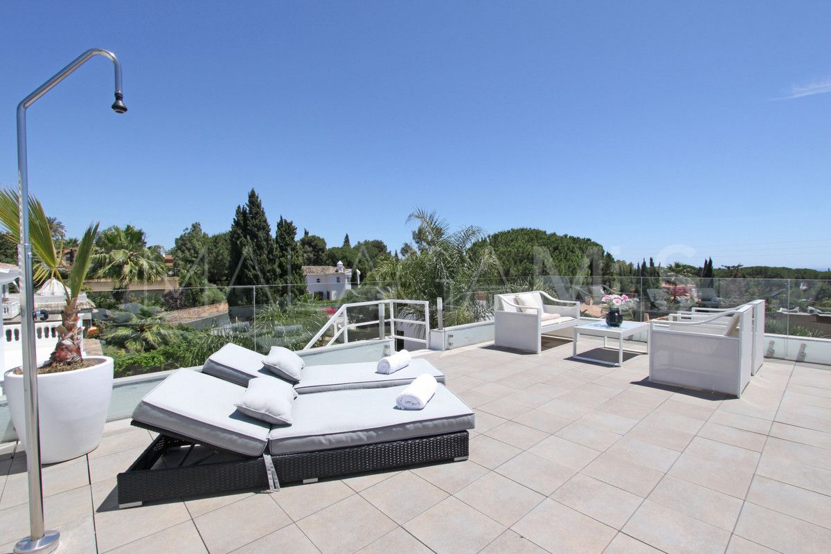 Se vende villa in Marbella Ciudad with 4 bedrooms