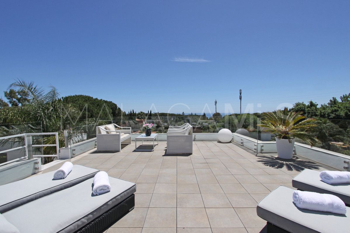 Se vende villa in Marbella Ciudad with 4 bedrooms