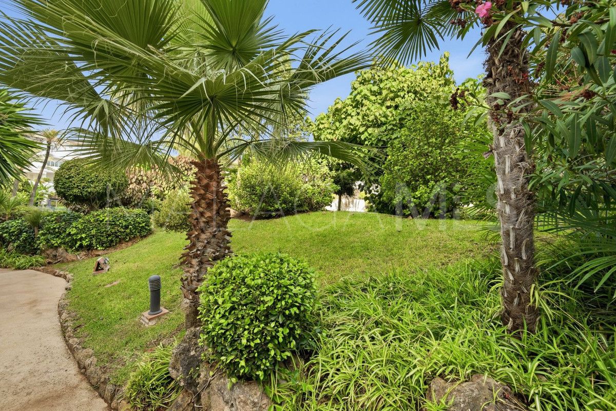 Marbella Golden Mile, apartamento planta baja de 2 bedrooms for sale