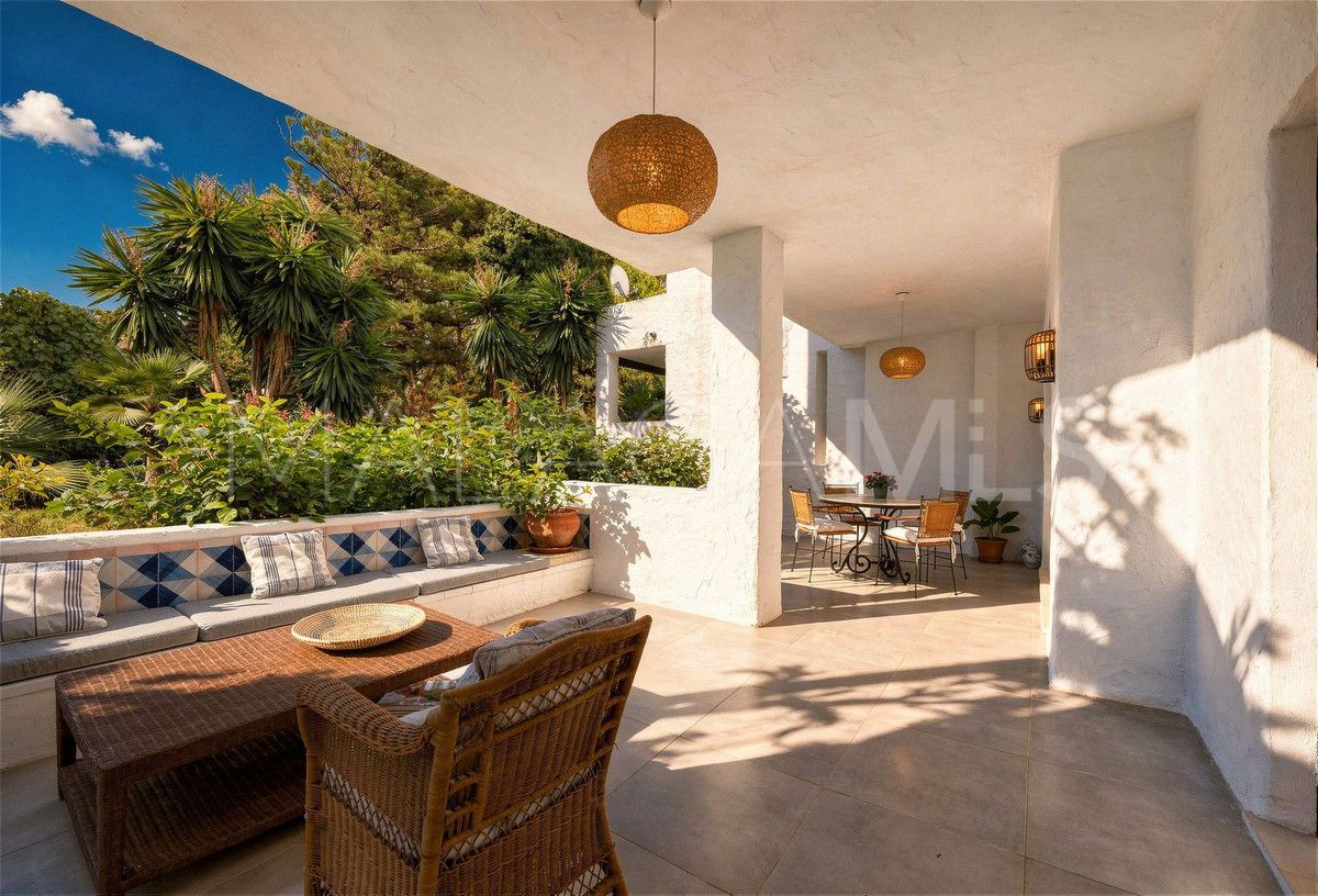 Marbella Golden Mile, apartamento planta baja de 2 bedrooms for sale