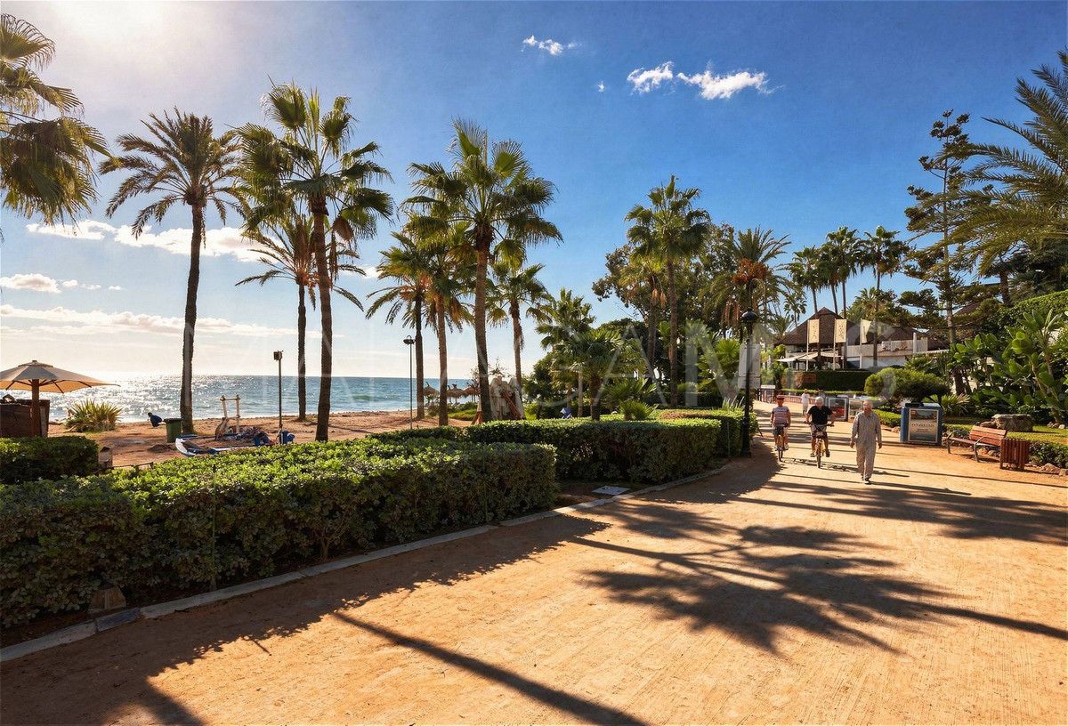 Marbella Golden Mile, apartamento planta baja de 2 bedrooms for sale