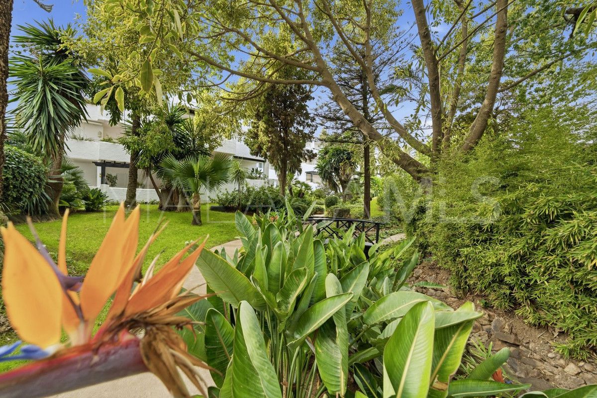 Marbella Golden Mile, apartamento planta baja de 2 bedrooms for sale