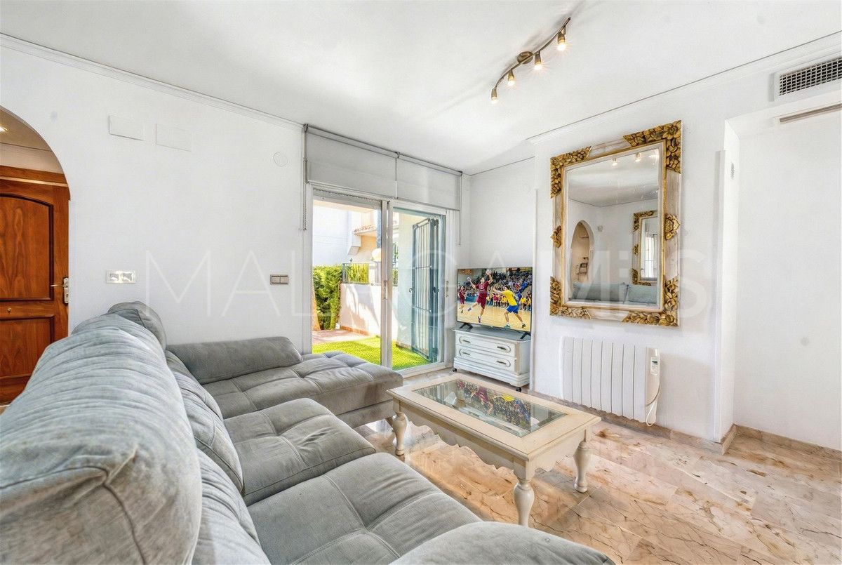 Maison de ville for sale in Costabella