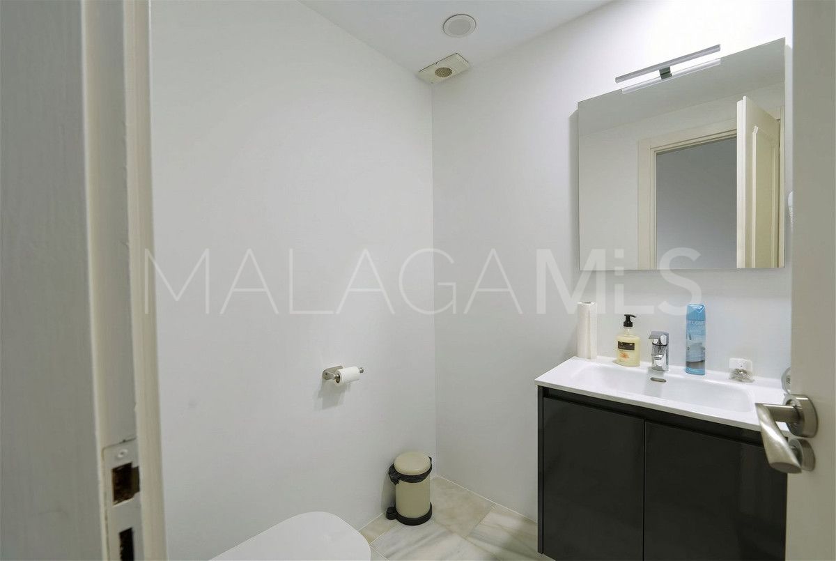 Markplanslägenhet for sale in Elviria