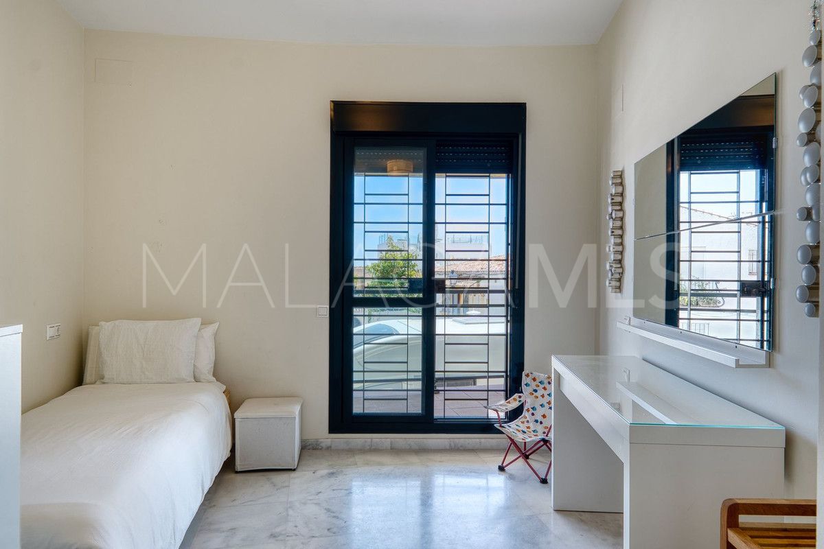 Markplanslägenhet for sale in Estepona