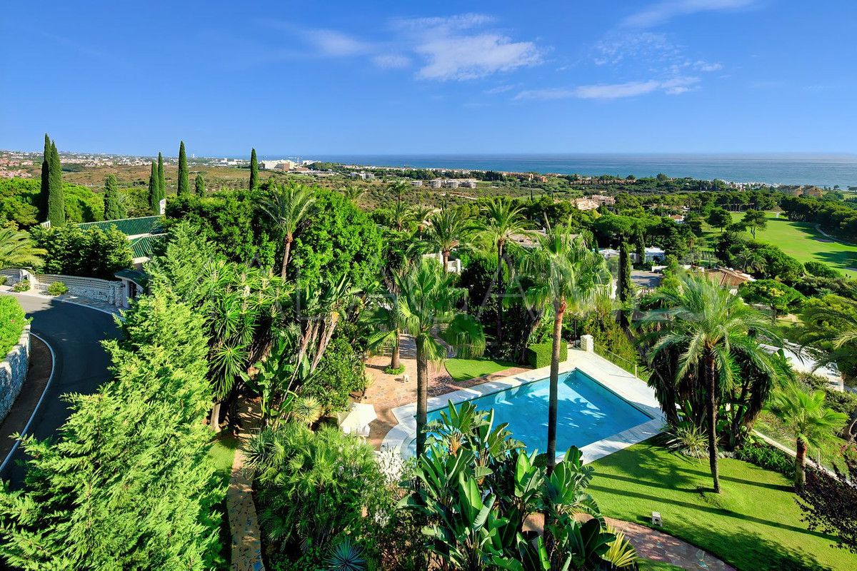 Villa for sale with 10 bedrooms in Rio Real