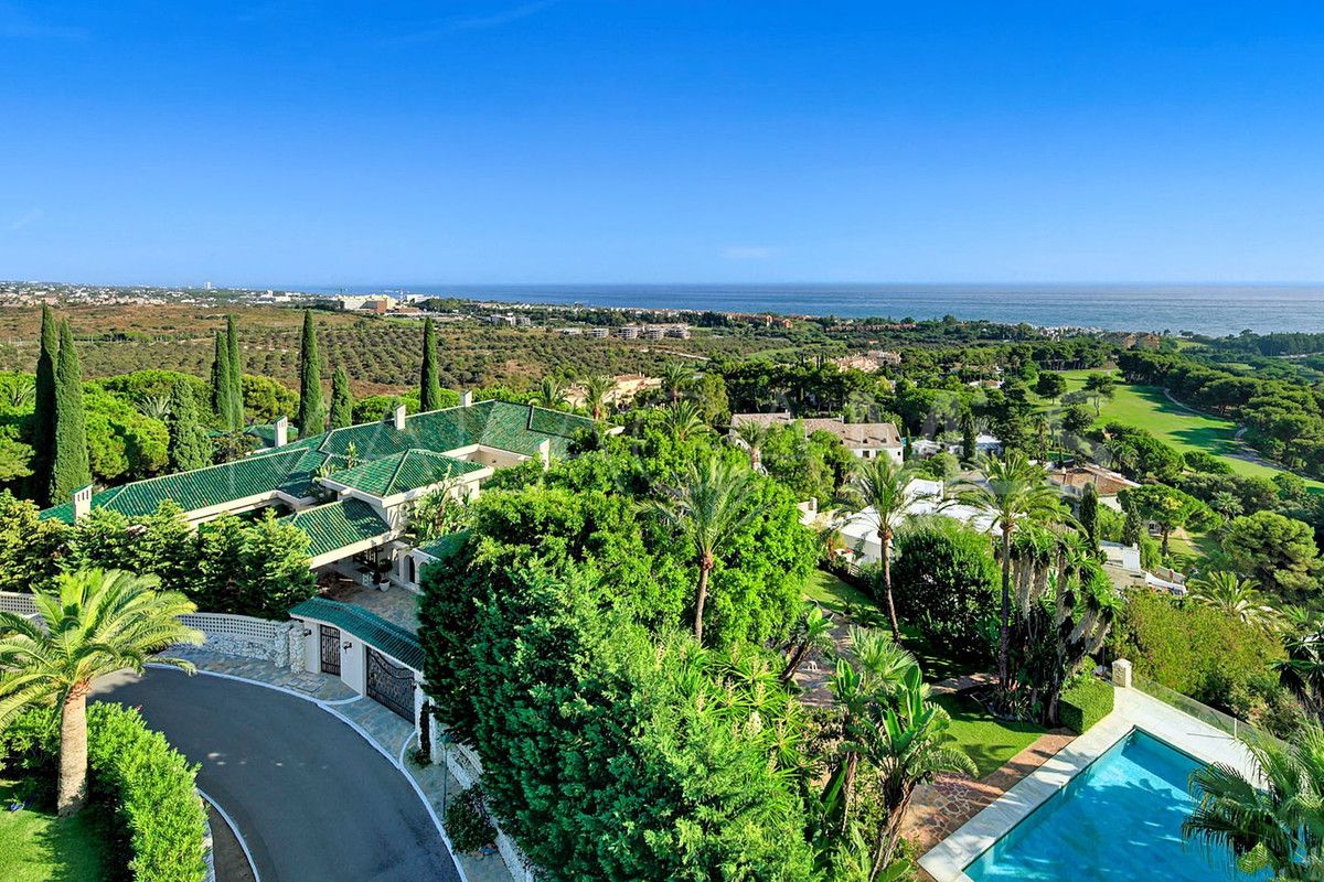 Villa for sale with 10 bedrooms in Rio Real