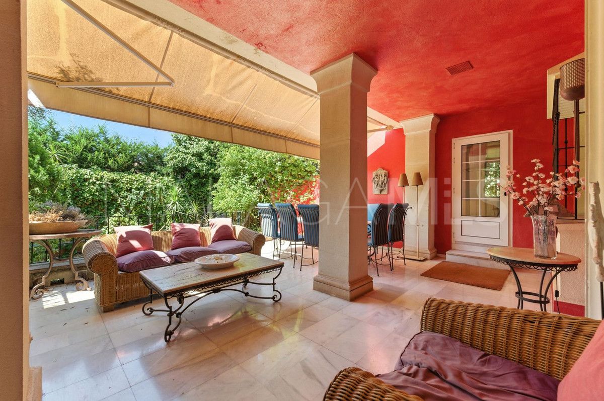 Villa for sale in Marbella City