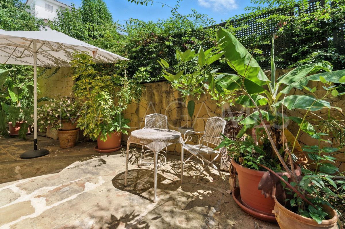 Villa for sale in Marbella City