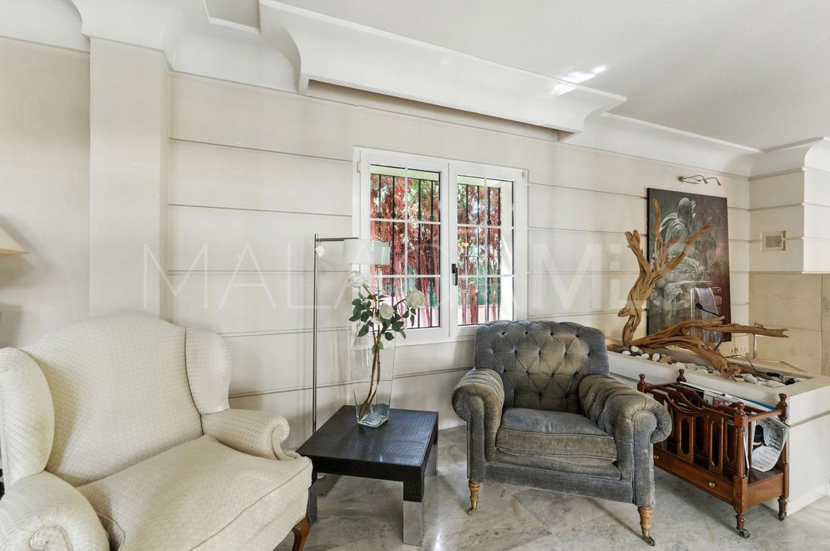 Villa for sale in Marbella City